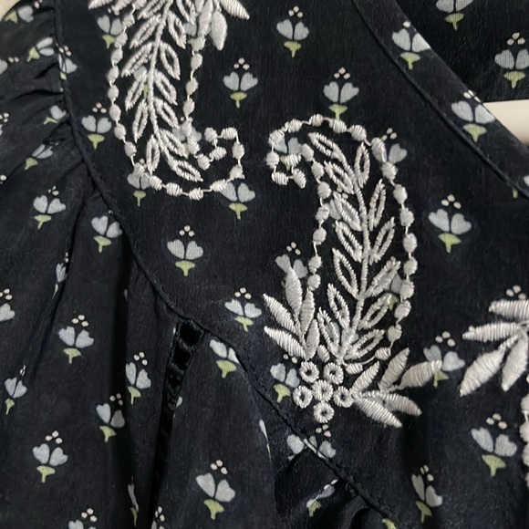 J. Crew Blouse - Picture 4 of 8